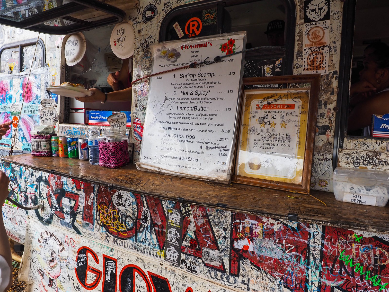 ジョバンニ(Giovanni's Shrimp Truck Haleiwa/ジョバンニ・シュリンプ・トラック)