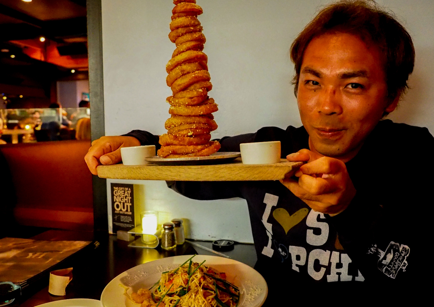 Yard House（ヤード ハウス）ワイキキのレストランバーの店内が最高だった！